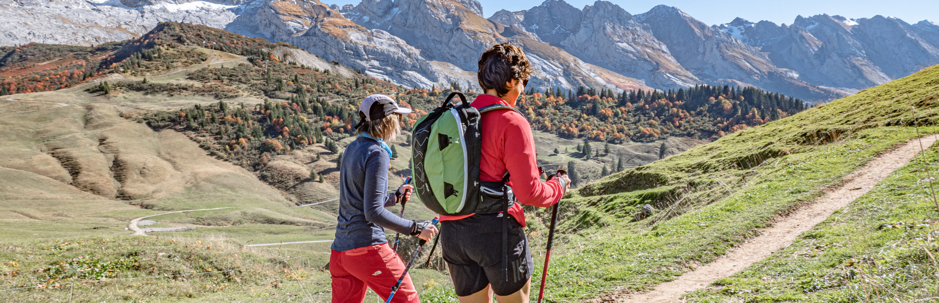 Female hotsell hiking backpacks